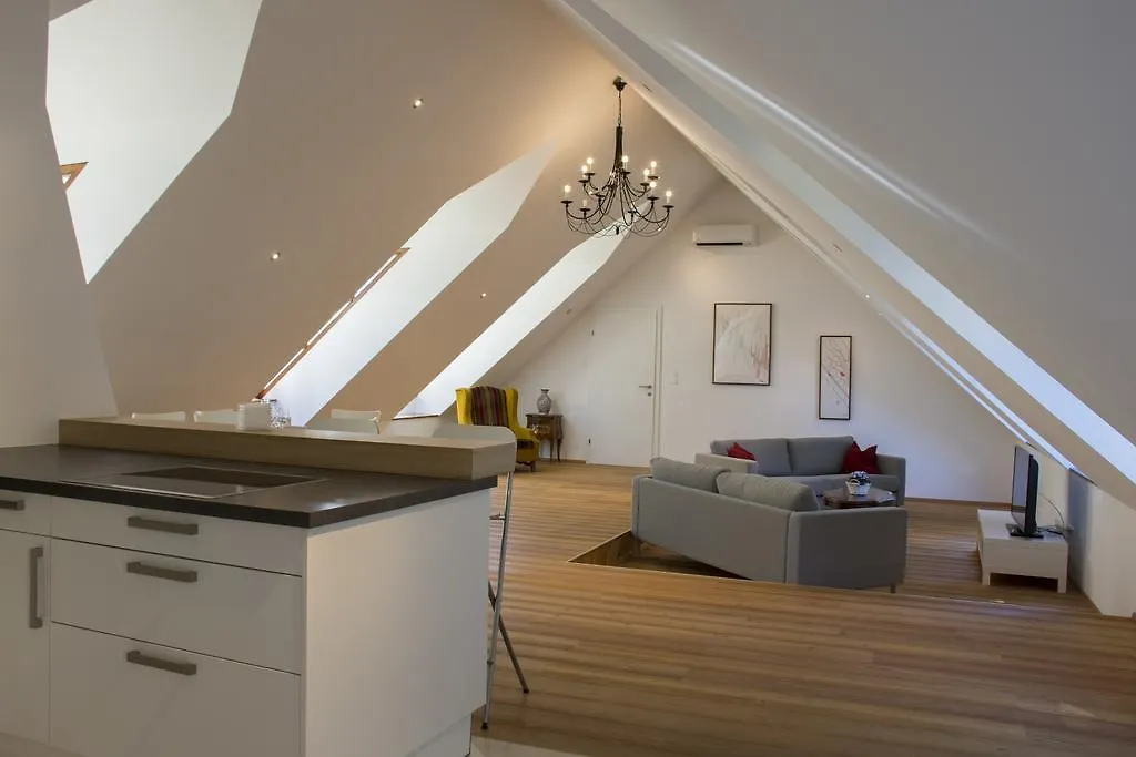 Landhaus Grinzing Hotel Vienna Apartment